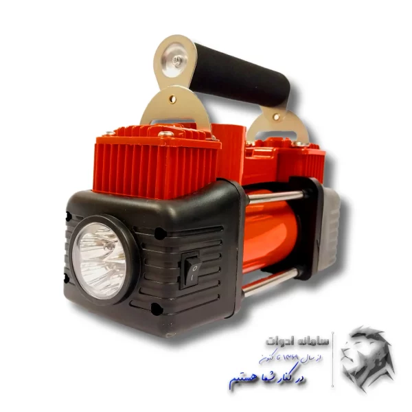 تصویر پرژکتور پمپ باد فندکی و برق شهری رویال مکس از نزدیک